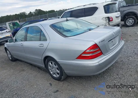 2000 Mercedes-Benz S 500 z USA, uszkodzony, nr VIN WDBNG75JXYA063137